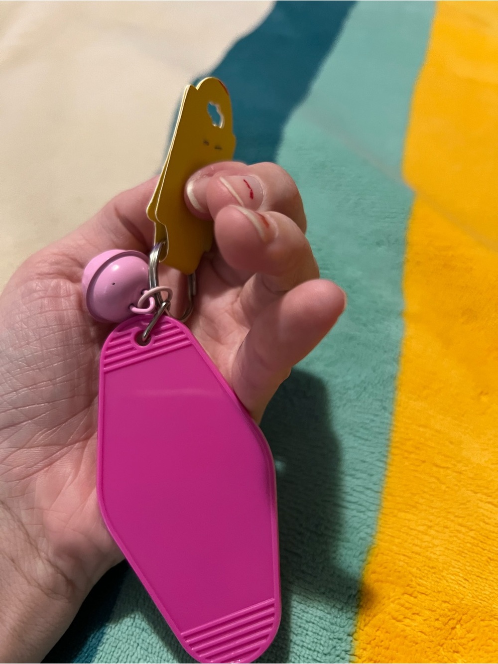 Hello Kitty Keychain ✨ - Picture 4 of 4